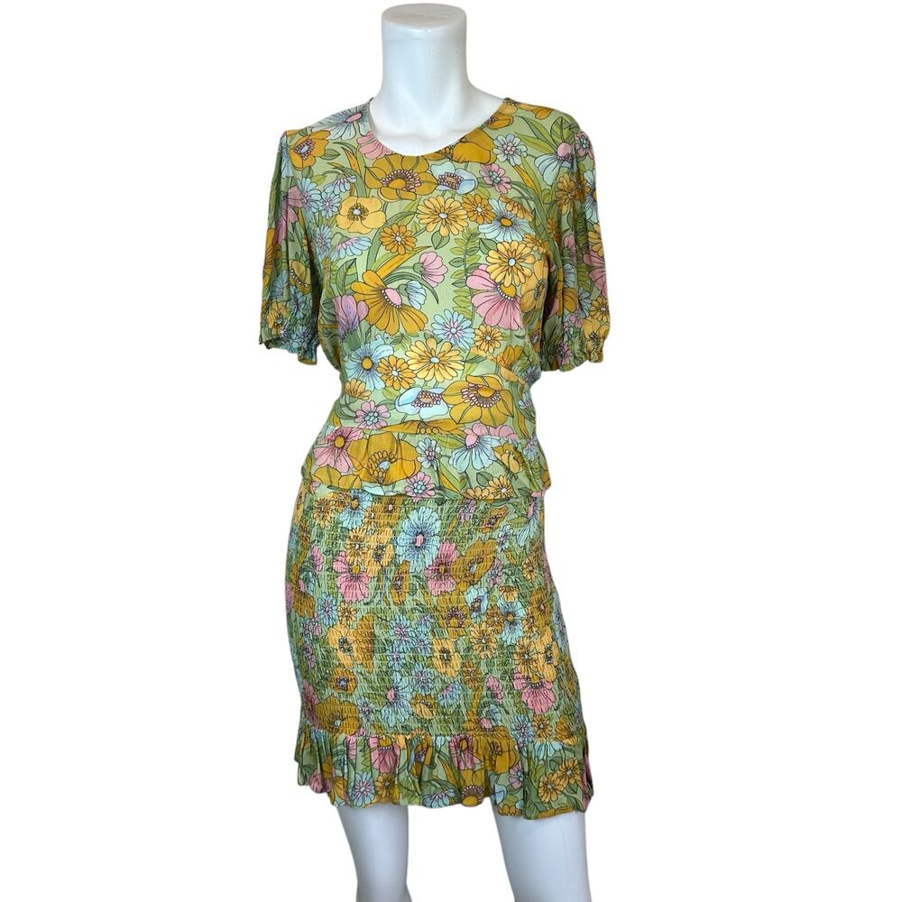Nine Lives Bazaar Women's Green Pink Floral Surreal Top and Eva Skirt Set XS NWT